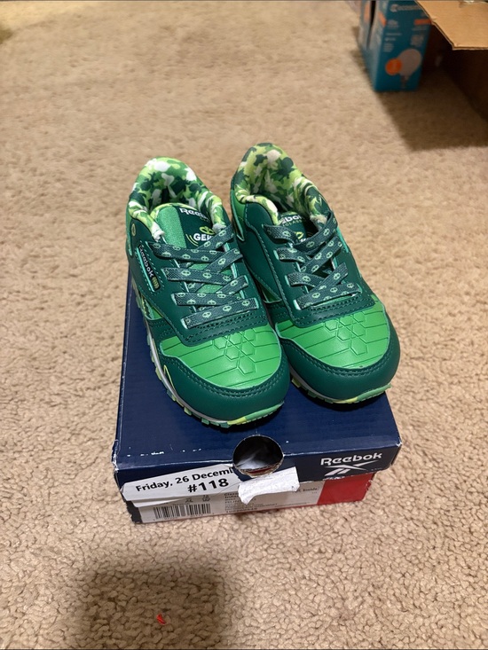 Reebok Other - PJ Masks x Reebok Classic Leather Step 'n' Flash